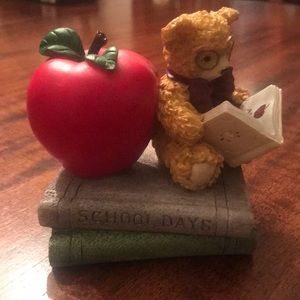 Bainbridge Bears Collection “Frederick”